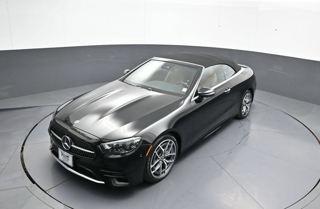 Used 2023 Mercedes-Benz E 450 4MATIC Cabriolet image 40