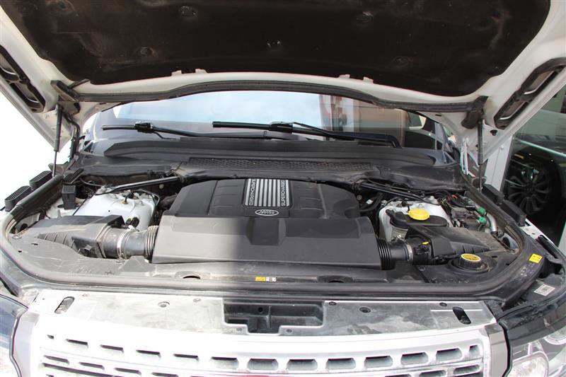 Used 2015 Land Rover Range Rover Autobiography image 19