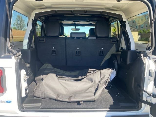 Used 2023 Jeep Wrangler Unlimited Sahara w/ Cold Weather Group image 12