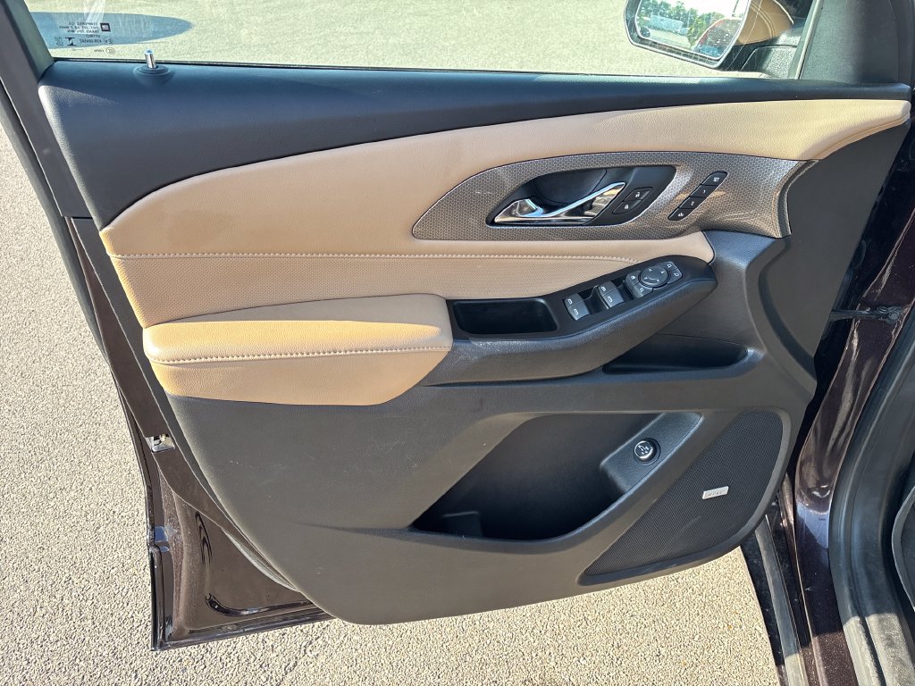 Used 2023 Chevrolet Traverse Premier w/ LPO, Floor Liner Package FWD image 13