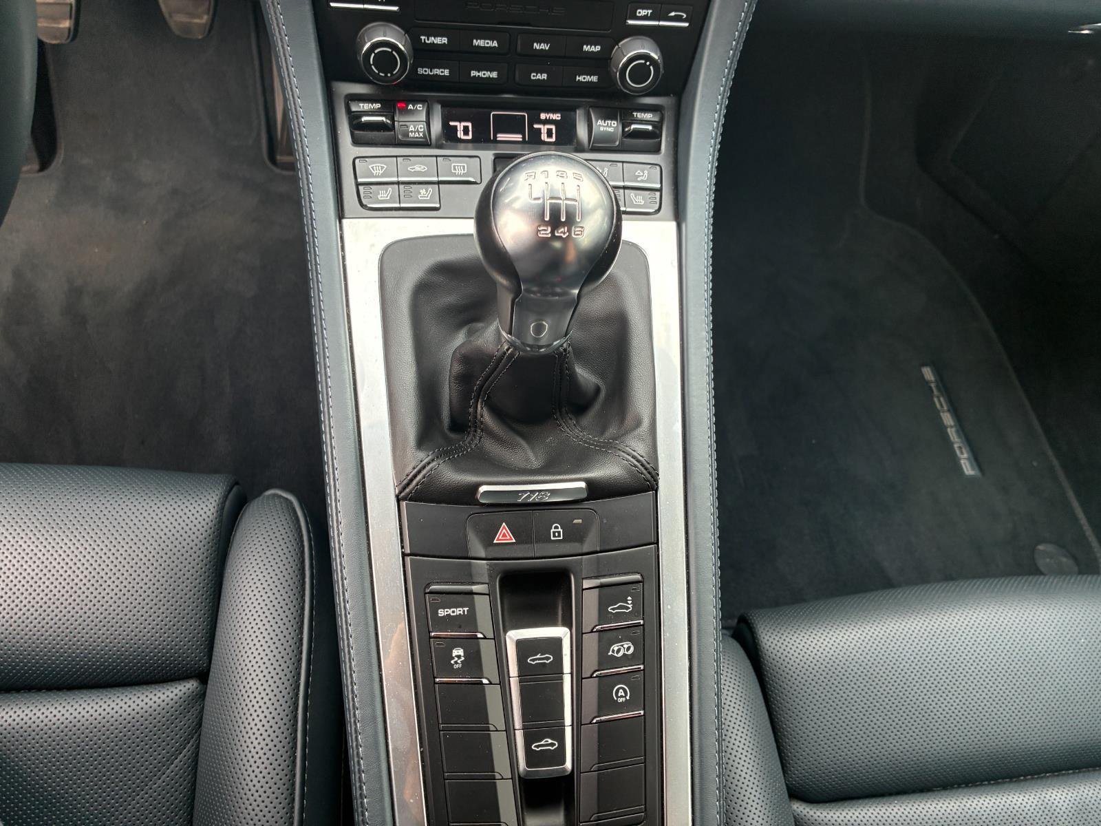 Used 2022 Porsche 718 Boxster RWD image 14