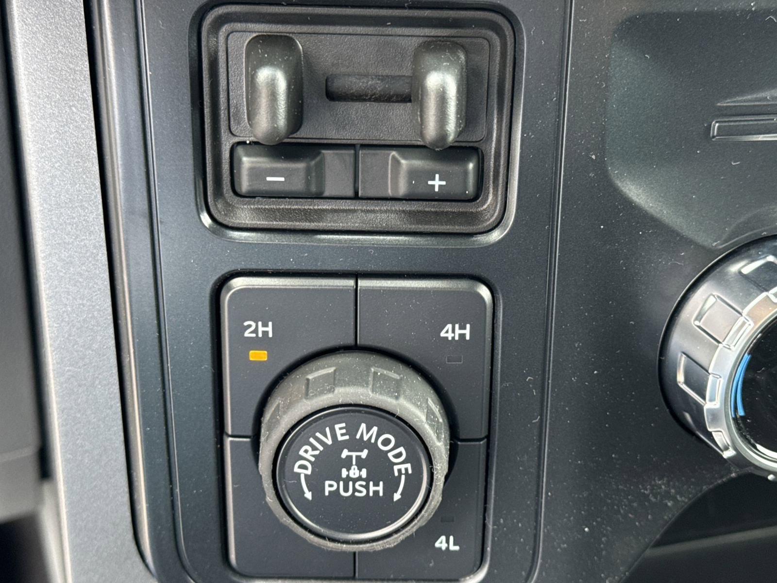 New 2025 Ford F150 XLT w/ Equipment Group 302A MID image 29