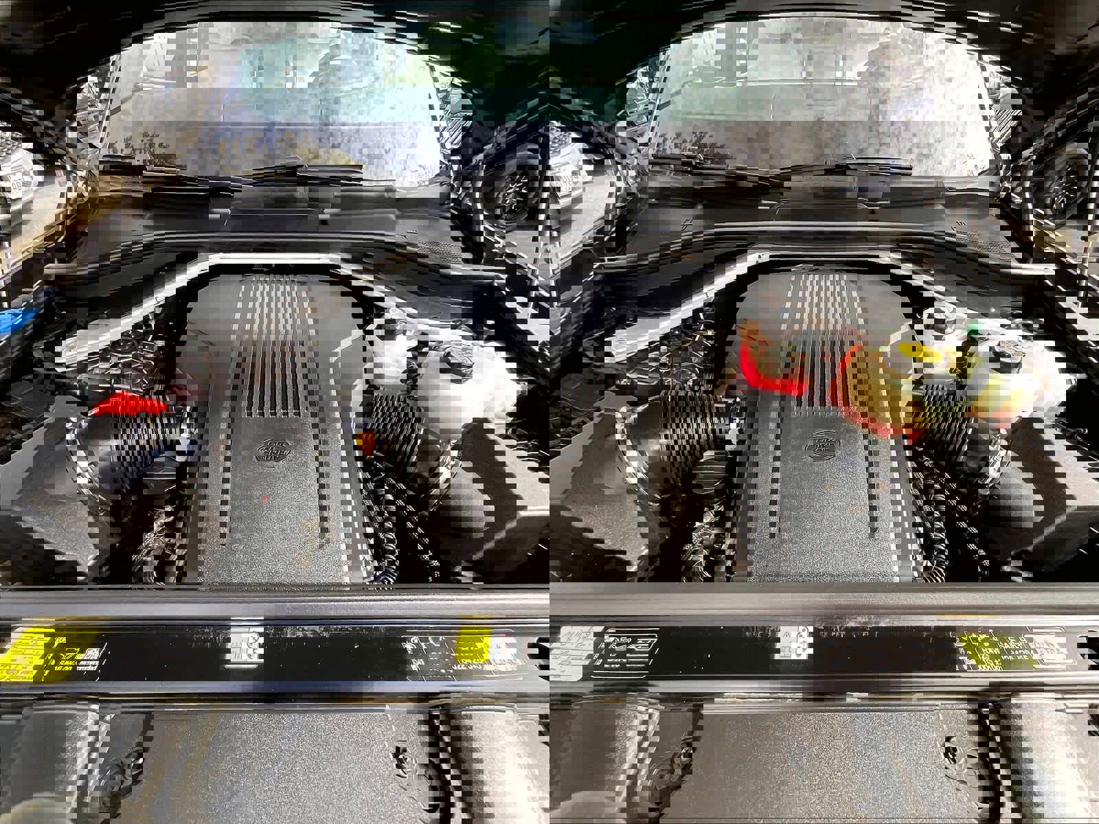 Used 2024 Land Rover Range Rover SE image 12