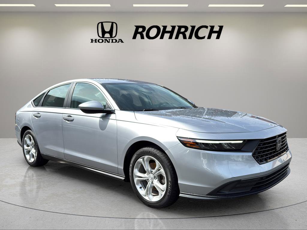 Used 2023 Honda Accord LX image 4