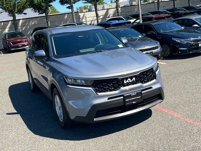 Used 2023 Kia Sorento LX FWD image 5