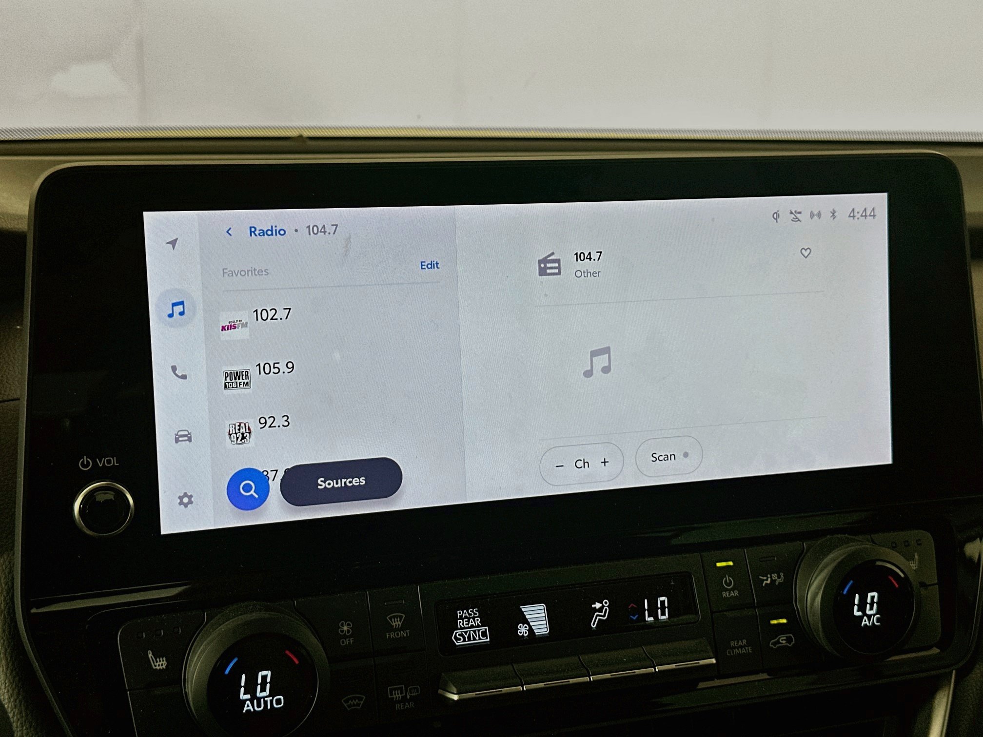 Used 2024 Toyota Grand Highlander AWD Hybrid image 19