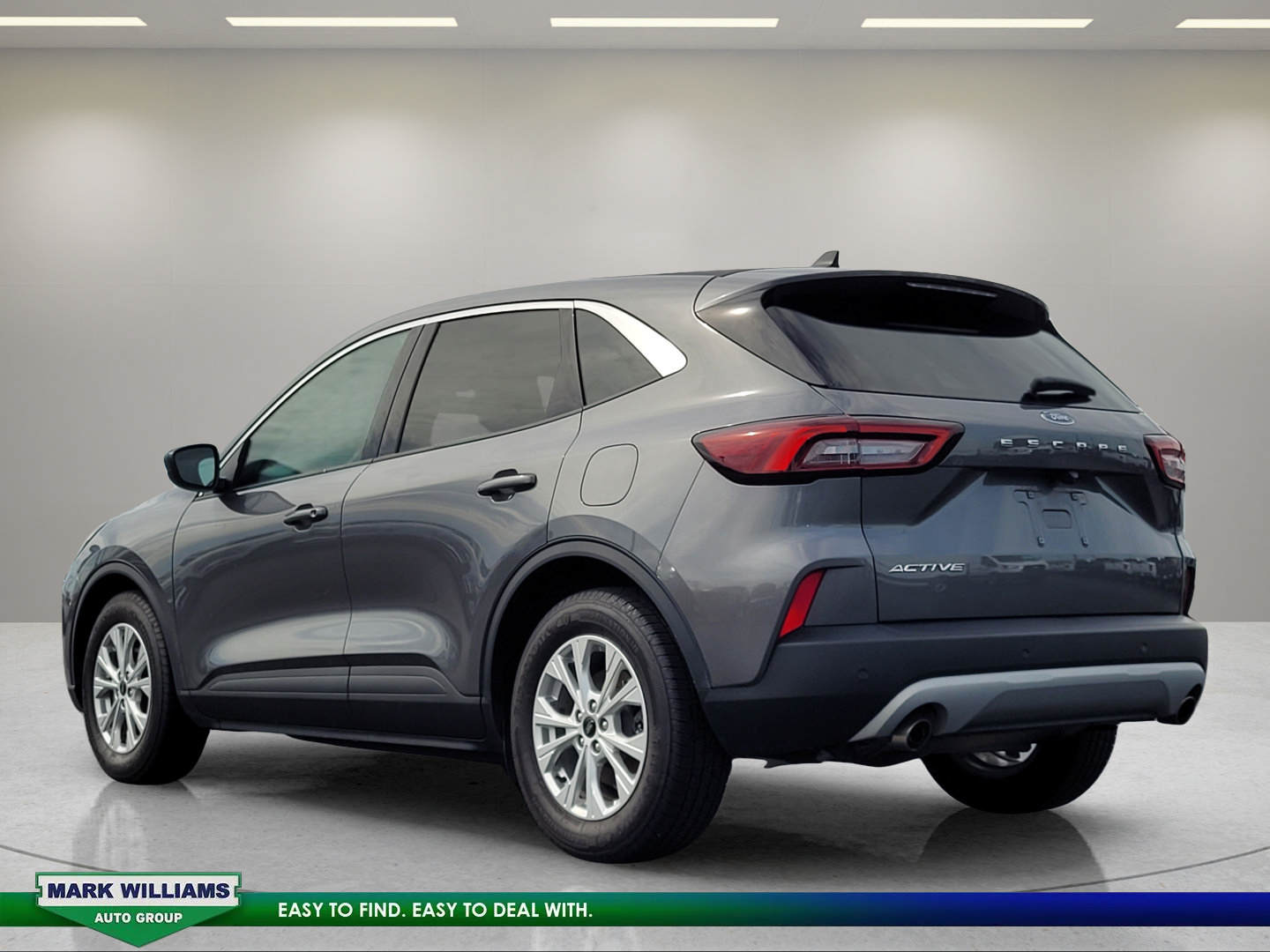 Used 2023 Ford Escape Active w/ Cold Weather Package FWD image 6