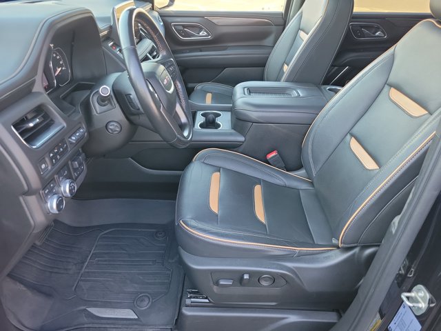 Used 2021 GMC Yukon XL AT4 w/ AT4 Premium Plus Package AWD/4WD image 9