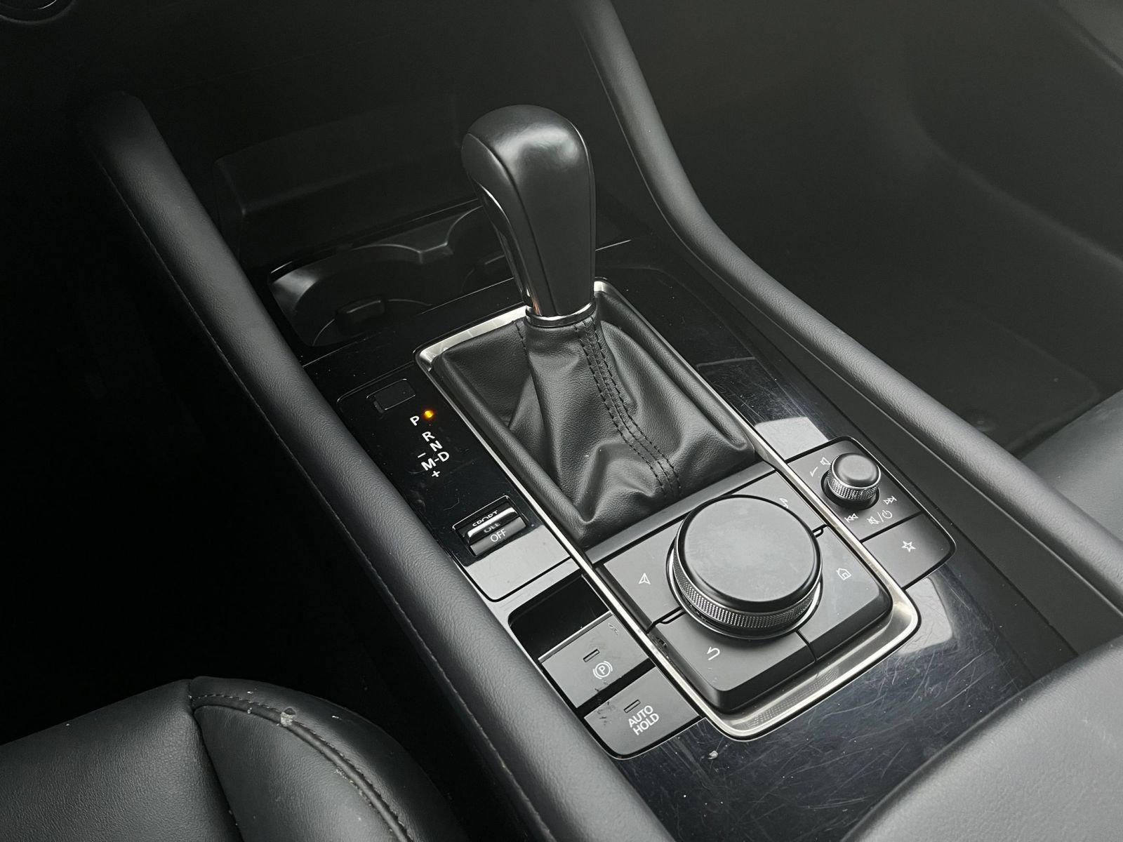 Used 2025 MAZDA MAZDA3 s image 41