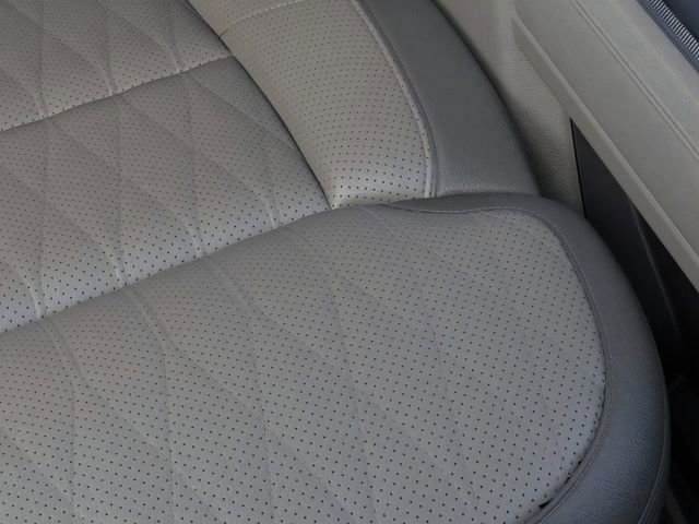 New 2026 Ford F450 Platinum w/ Platinum Plus Package image 16