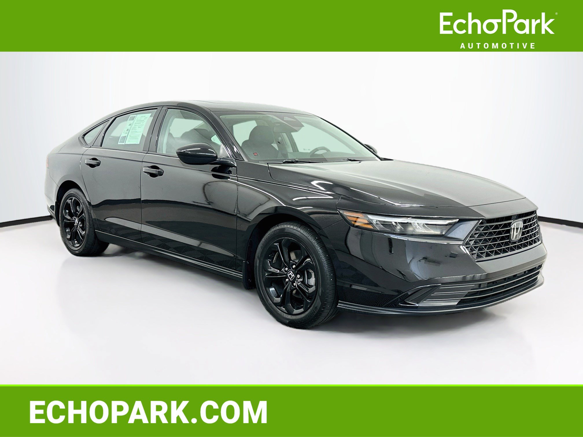 Used 2025 Honda Accord SE image 1