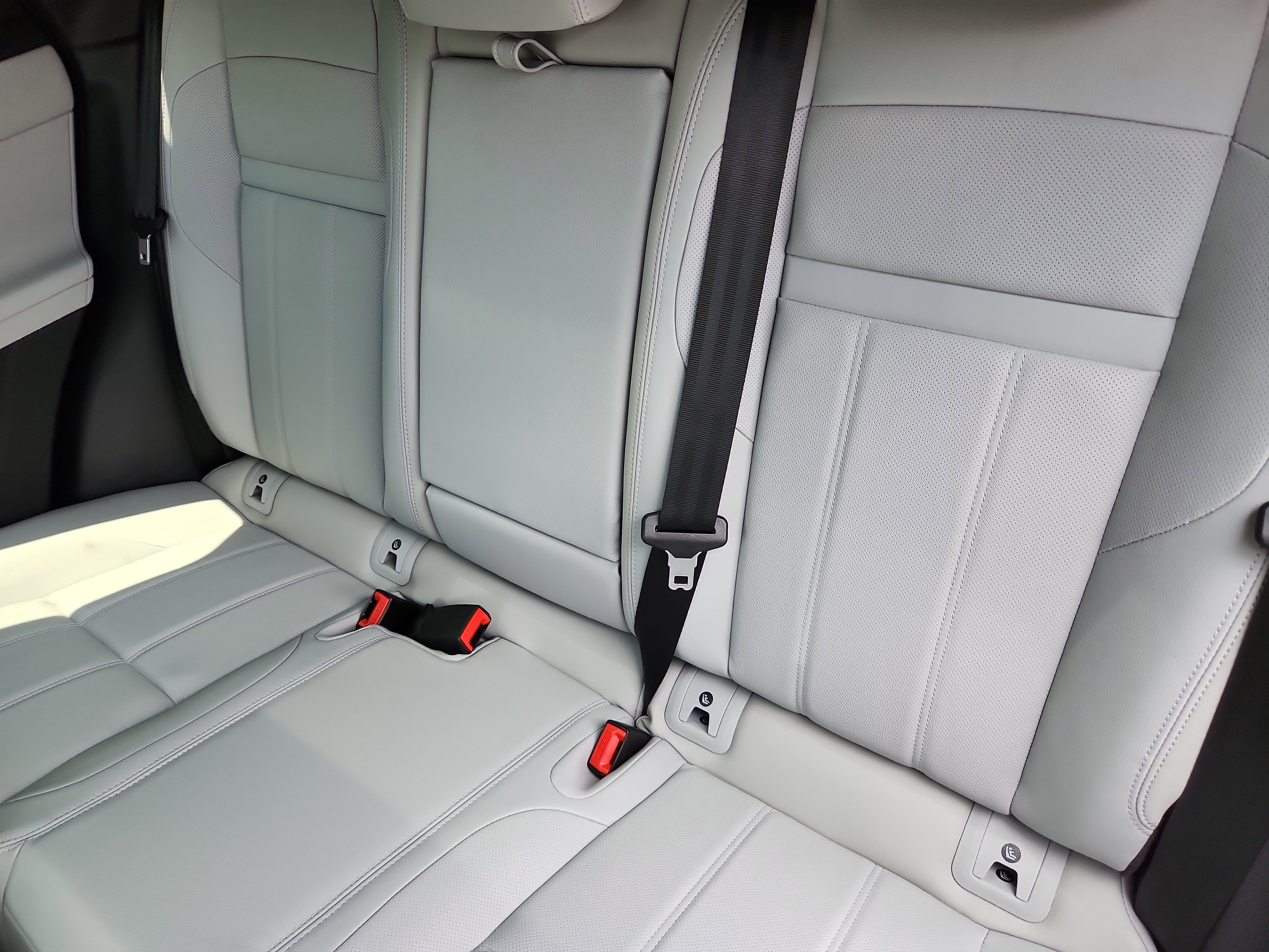 New 2026 Land Rover Range Rover Evoque S image 25