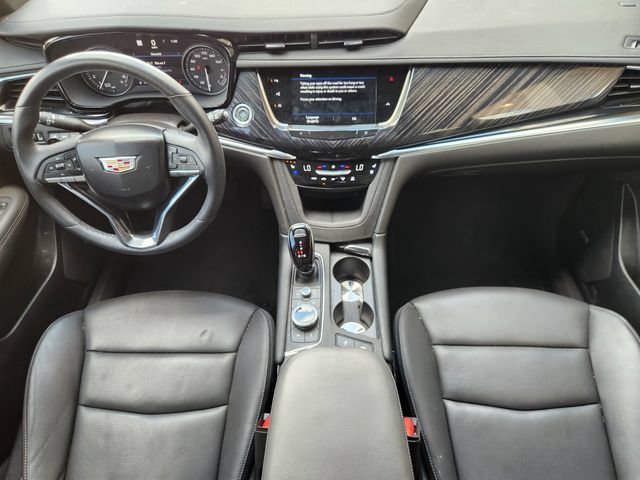 Used 2025 Cadillac XT6 Premium Luxury w/ Technology Package FWD image 26