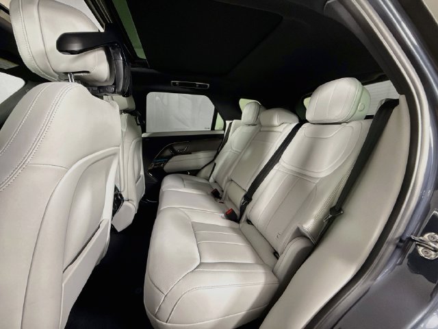 New 2027 Land Rover Range Rover Sport SE AWD/4WD image 24