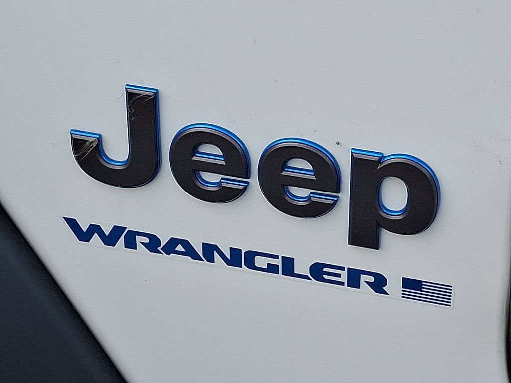 Used 2023 Jeep Wrangler Unlimited w/ 8.4" Radio Group AWD/4WD image 31