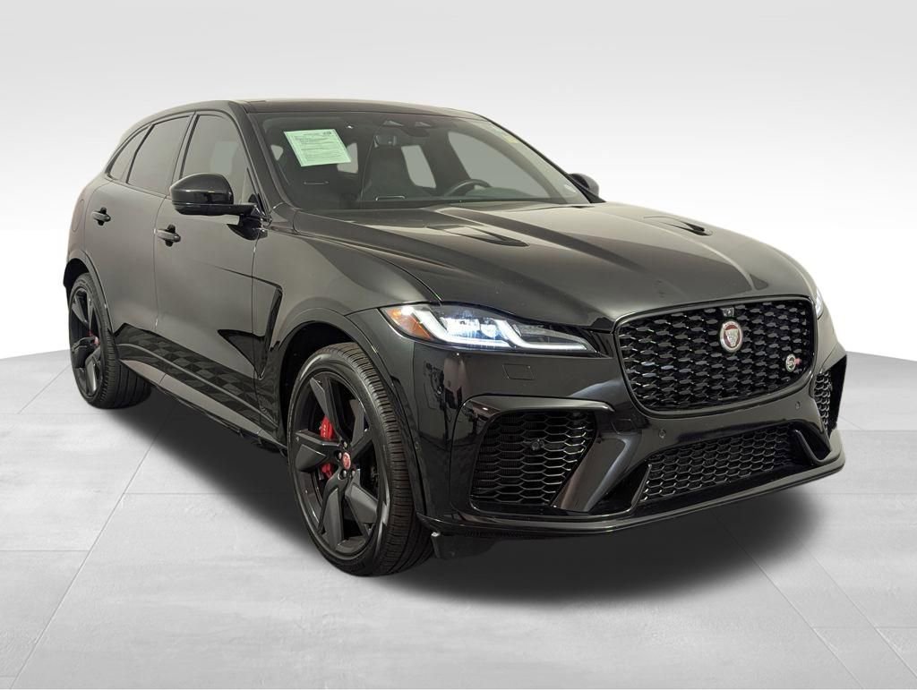 Used 2022 Jaguar F-PACE SVR image 25