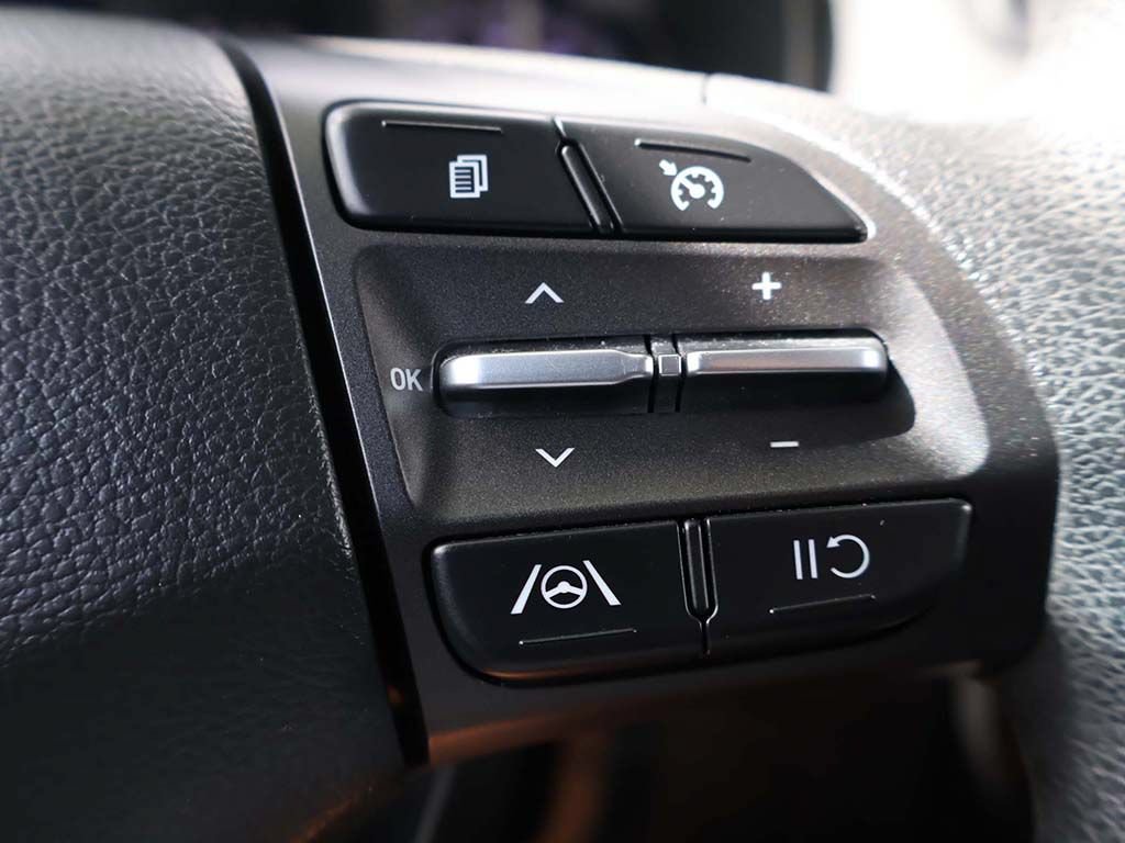 Used 2023 Hyundai Kona SEL w/ Cargo Package AWD/4WD image 39