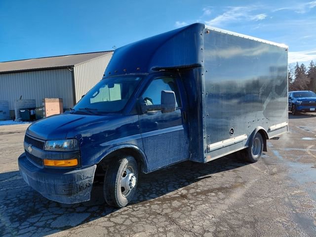 Used 2020 Chevrolet Express 3500 w/ Driver Convenience Package image 8