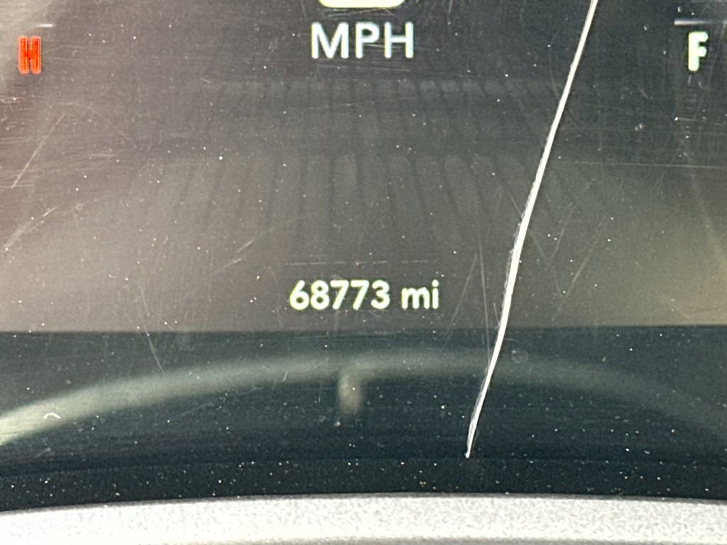 Used 2016 Dodge Challenger SXT Plus image 25