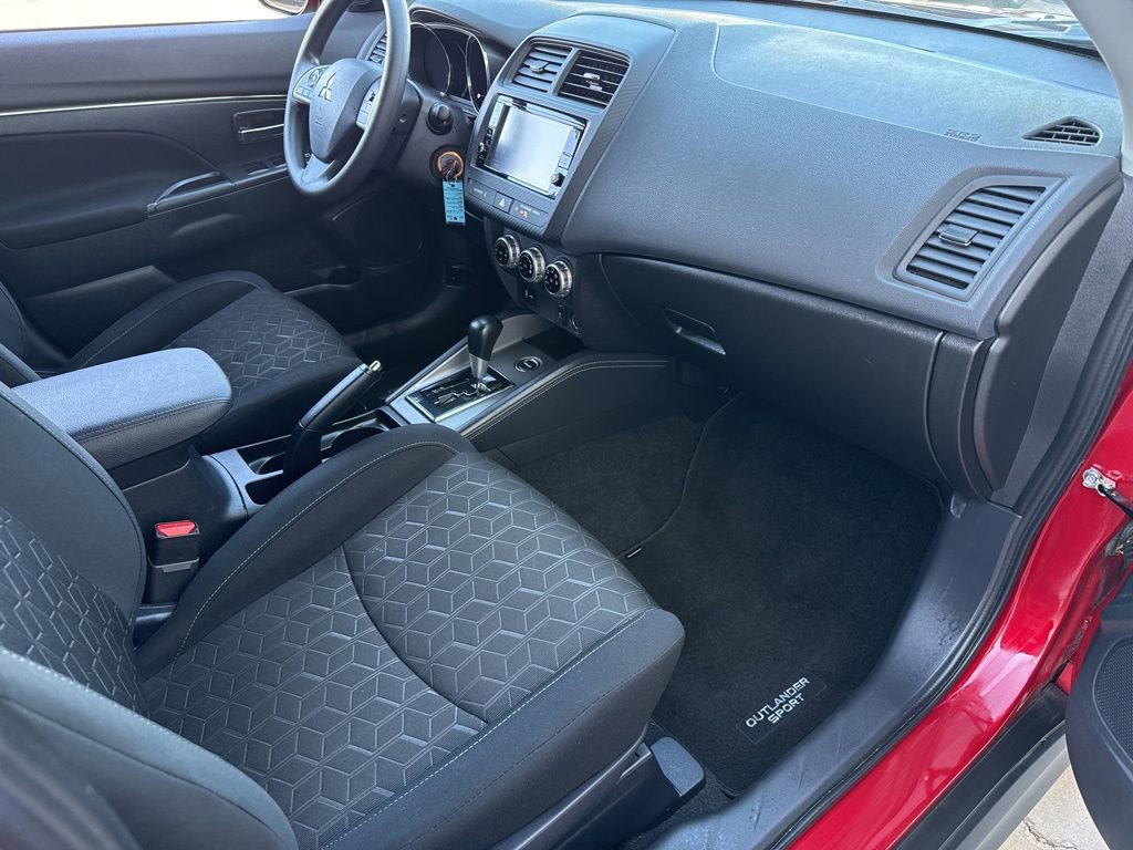 Used 2022 Mitsubishi Outlander Sport ES image 21