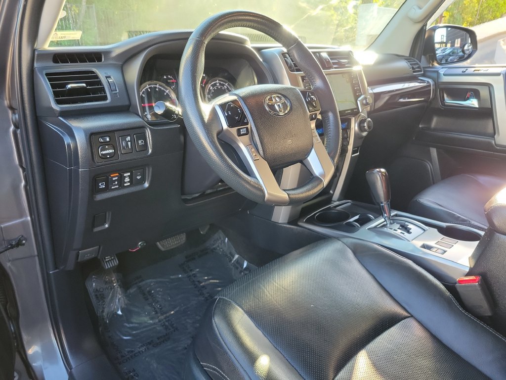 Used 2022 Toyota 4Runner Limited RWD image 20