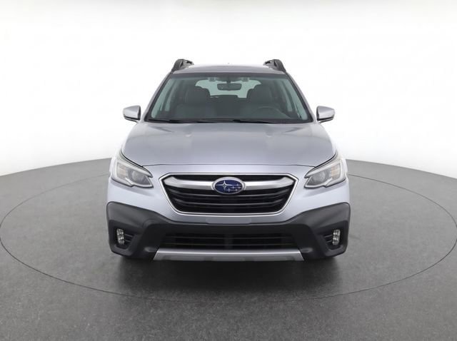 Certified 2022 Subaru Outback Limited AWD/4WD image 2