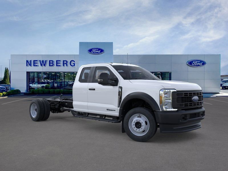 New 2025 Ford F450 XL