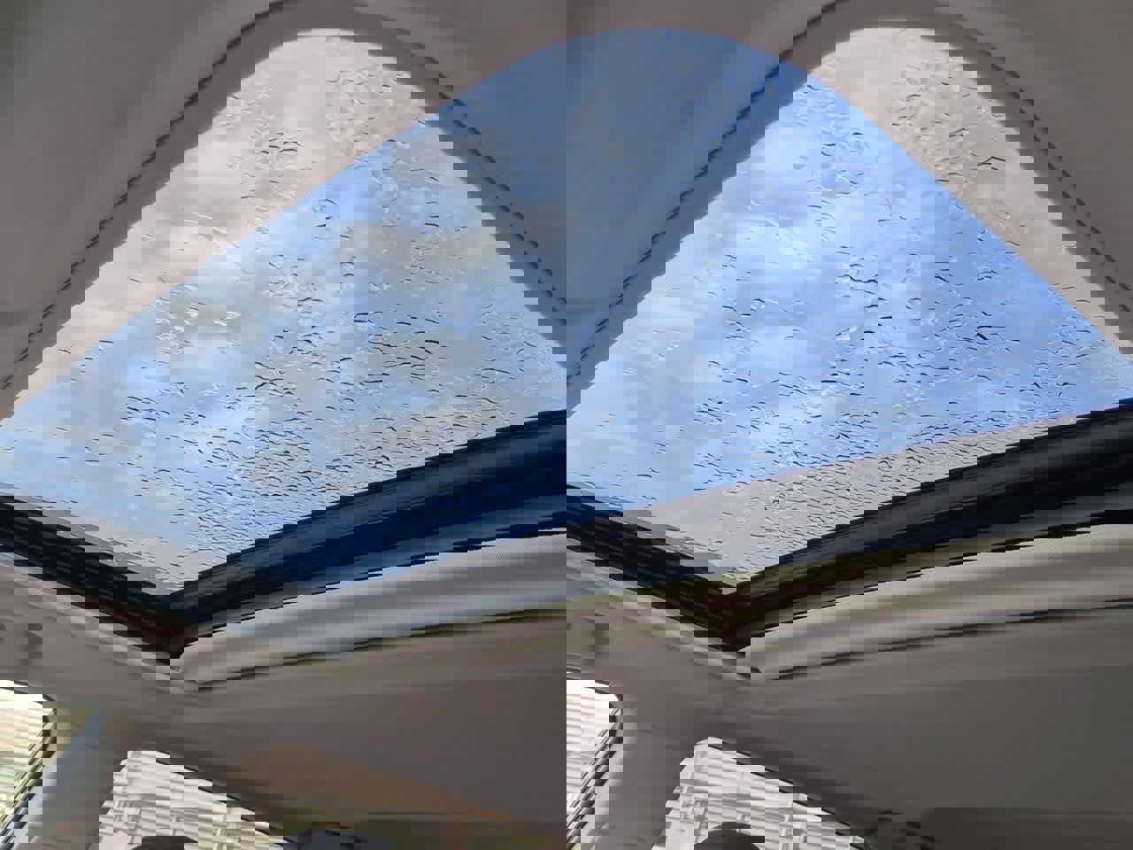 Used 2018 Toyota RAV4 XLE image 18