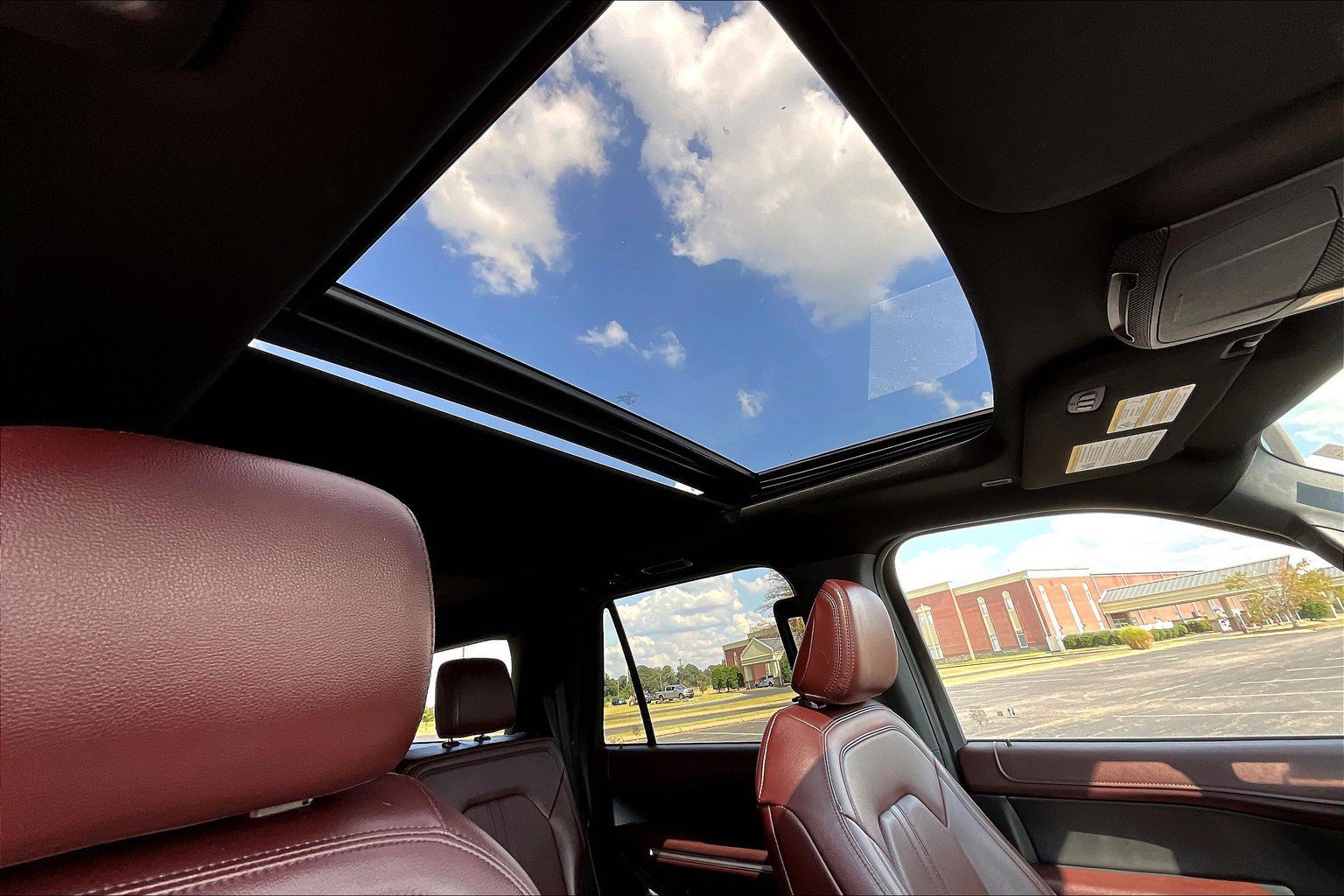 Used 2024 Ford Expedition Max Limited image 13