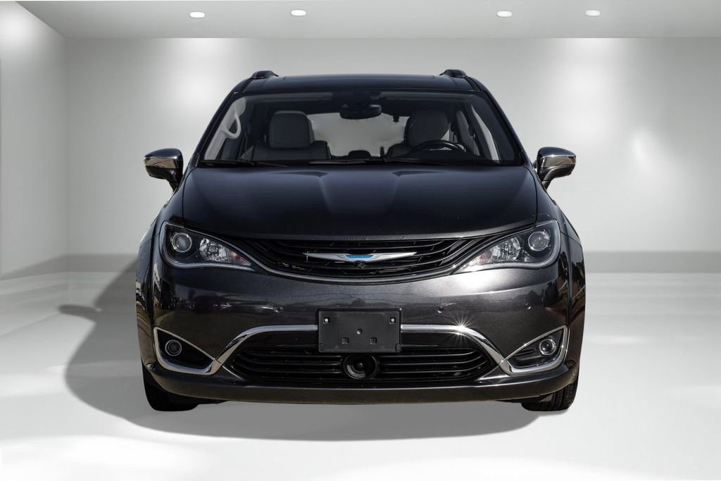 Used 2019 Chrysler Pacifica Limited w/ Advanced Safetytec Group image 7