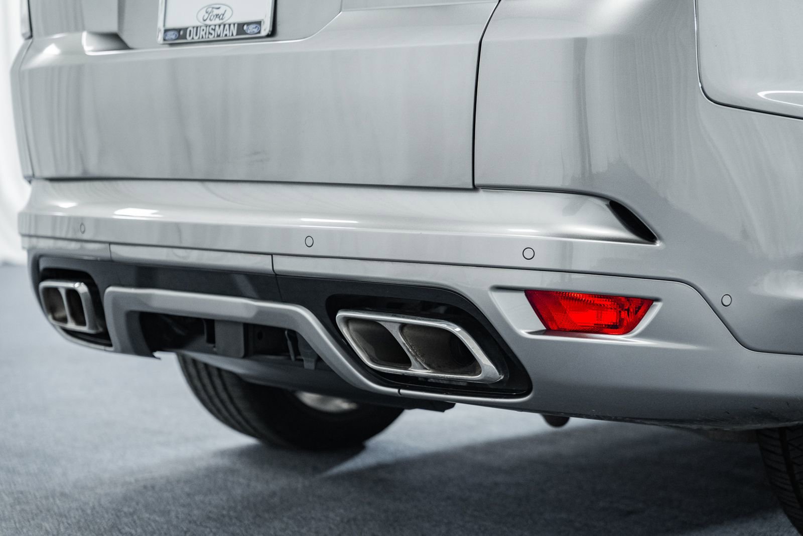 Used 2019 Land Rover Range Rover Sport SVR image 10