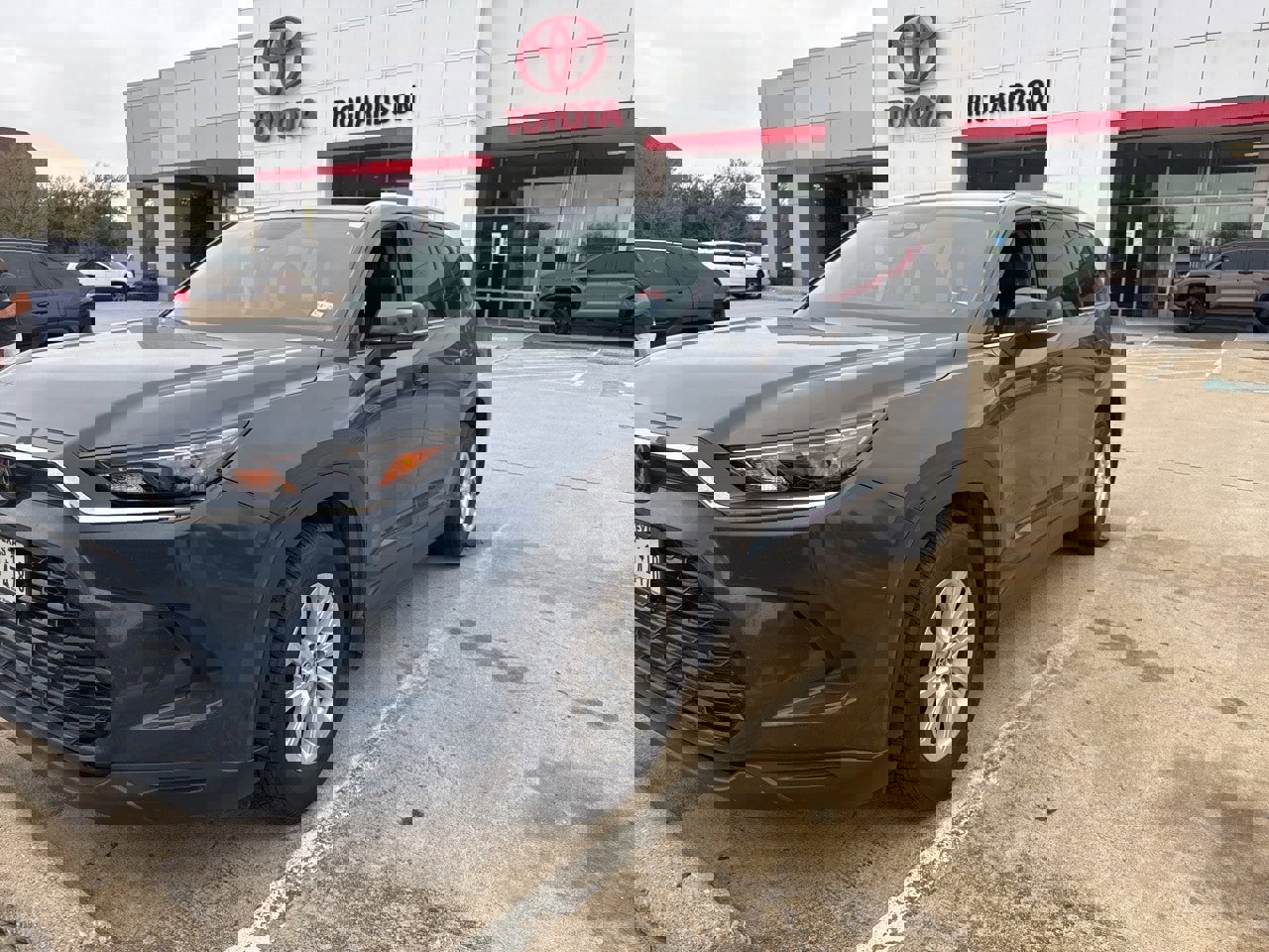 Used 2024 Toyota Grand Highlander FWD image 1