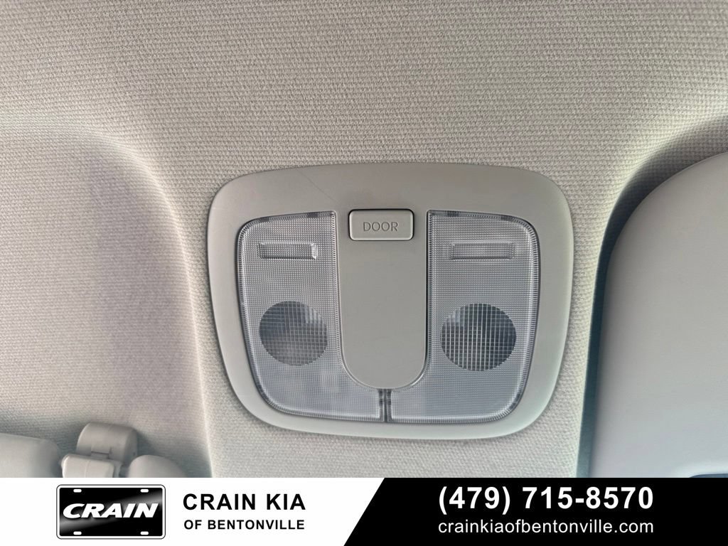 Used 2012 Kia Soul FWD image 27
