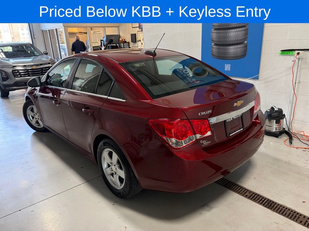 Used 2016 Chevrolet Cruze LT FWD image 5