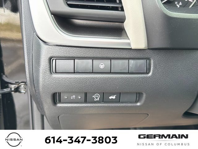 New 2026 Nissan Rogue Dark Armor AWD/4WD image 23