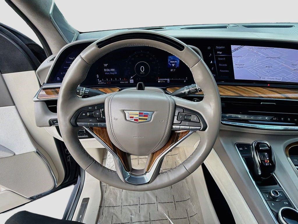 Certified 2023 Cadillac Escalade Sport Platinum w/ LPO, Floor Liner Package AWD/4WD image 10