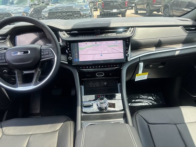 New 2026 Jeep Grand Cherokee Limited AWD/4WD image 10