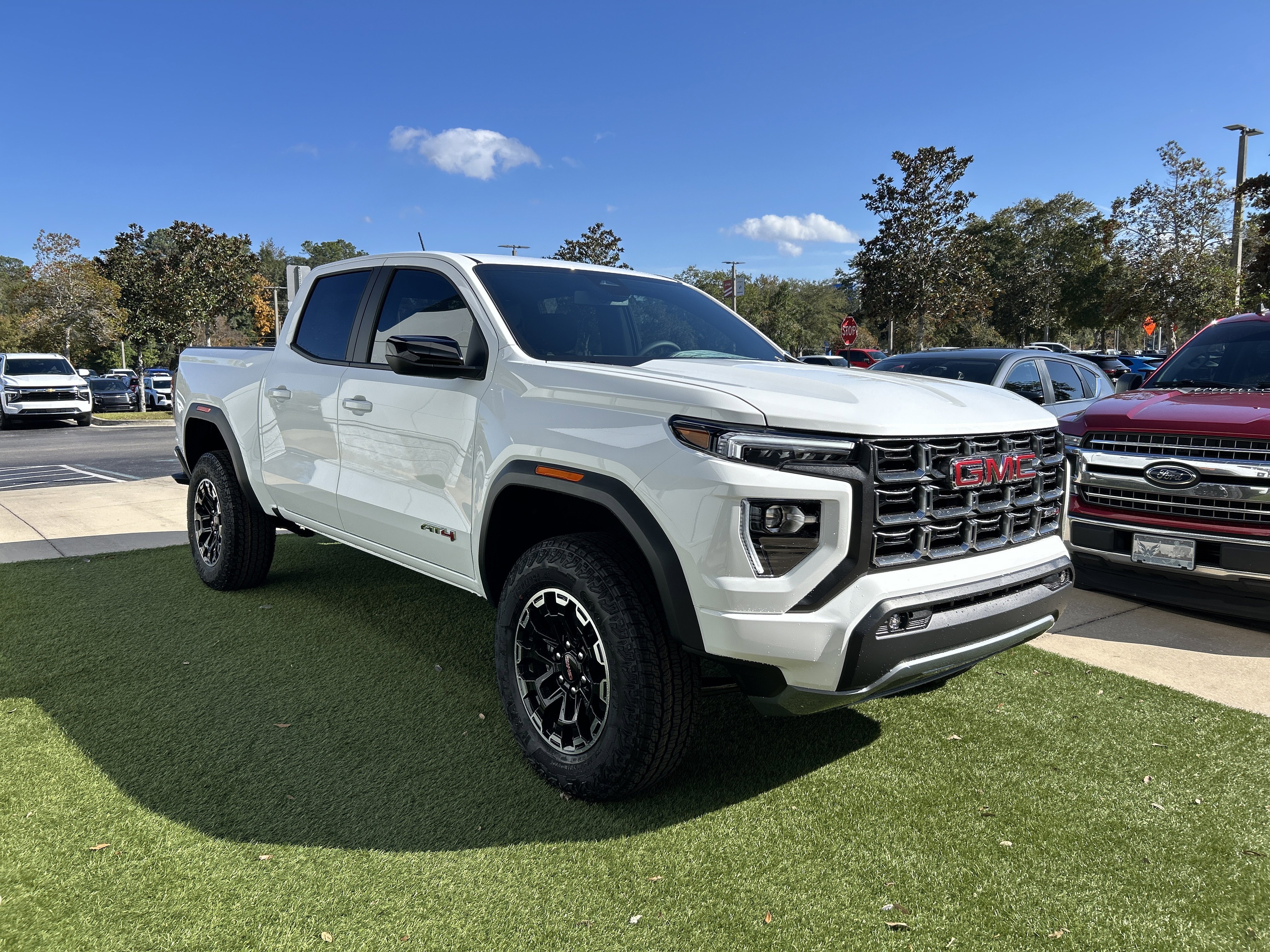 New 2026 GMC Canyon AT4 image 2