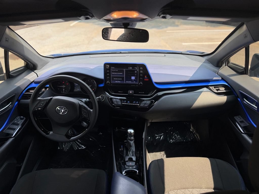 Used 2020 Toyota C-HR XLE FWD image 20