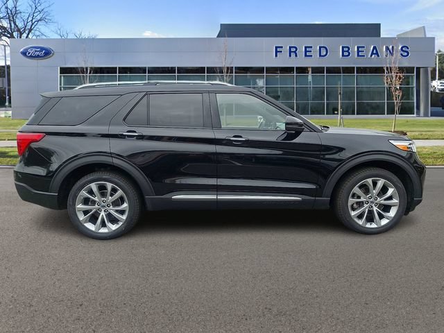 Certified 2022 Ford Explorer Platinum w/ Equipment Group 601A AWD/4WD image 10