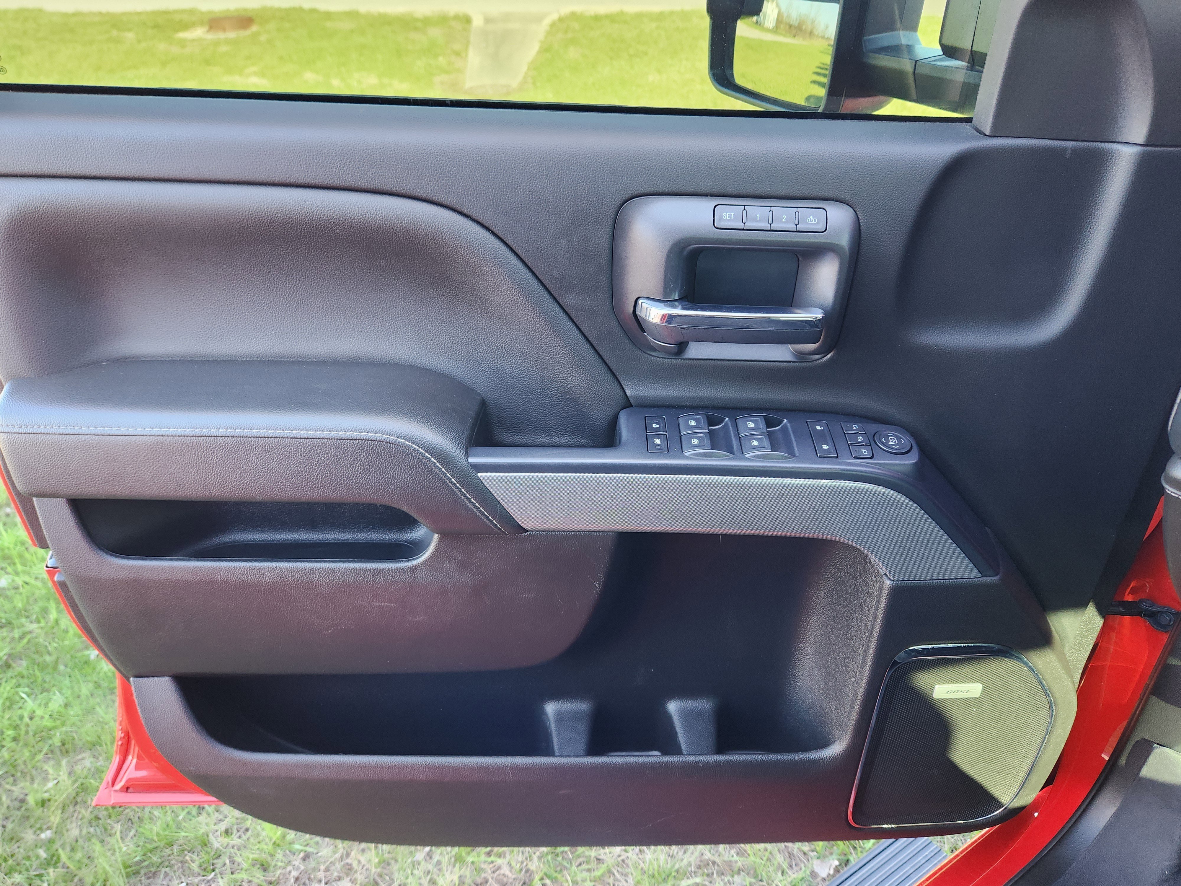 Used 2019 Chevrolet Silverado 2500 LTZ w/ Duramax Plus Package image 23