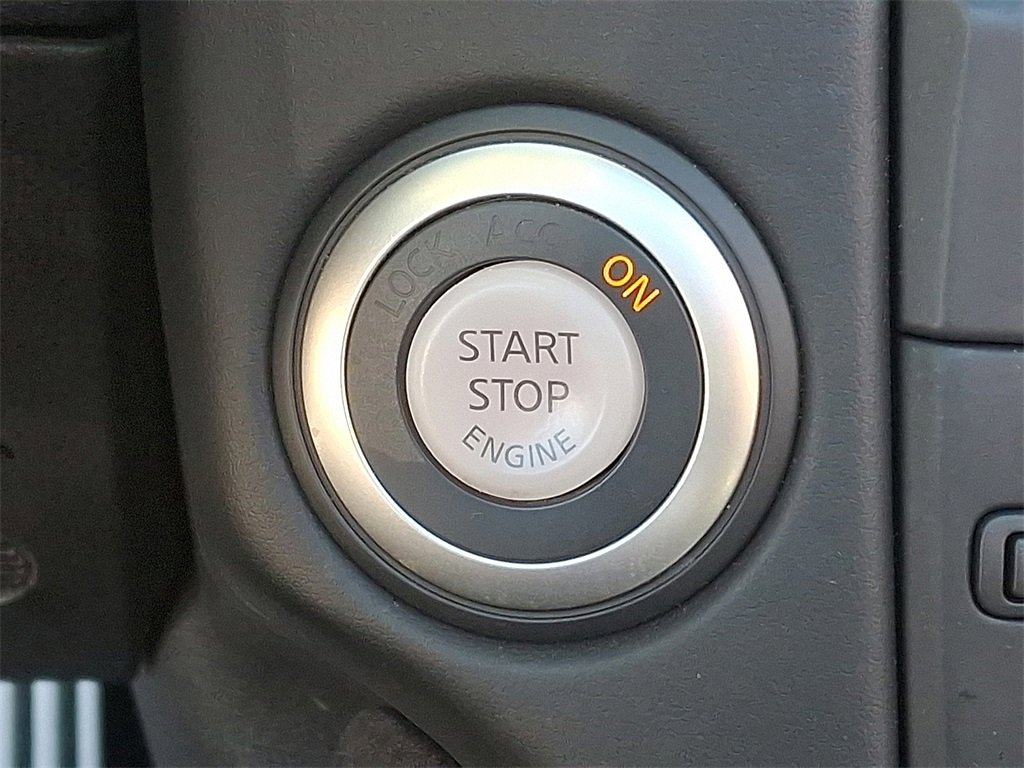 Used 2018 Nissan 370Z Touring Sport image 23