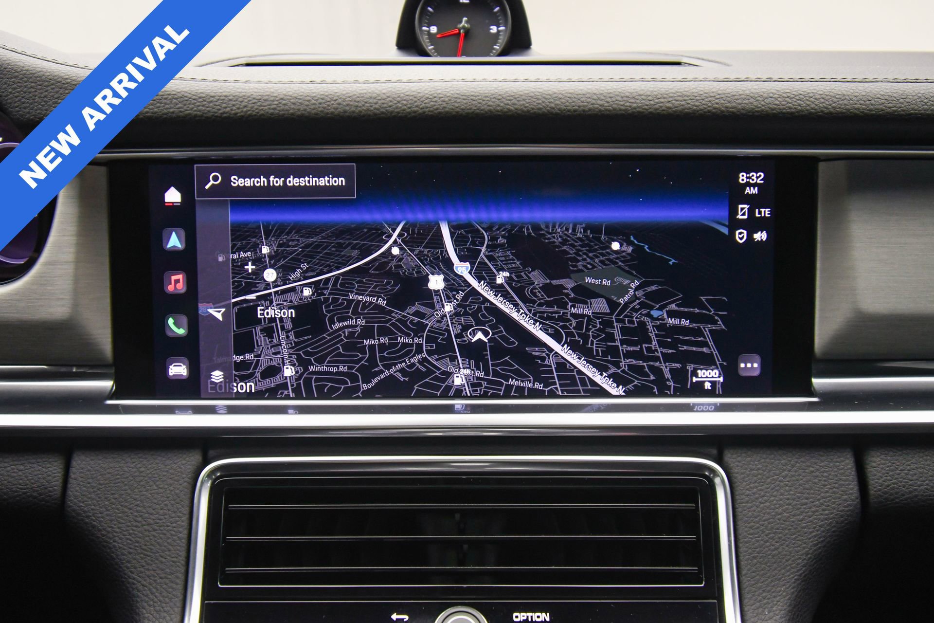 Used 2022 Porsche Panamera Platinum Edition image 40