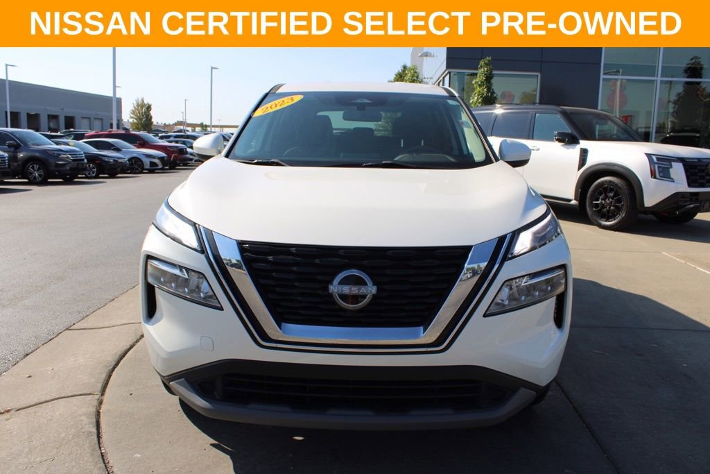 Certified 2023 Nissan Rogue SV image 2