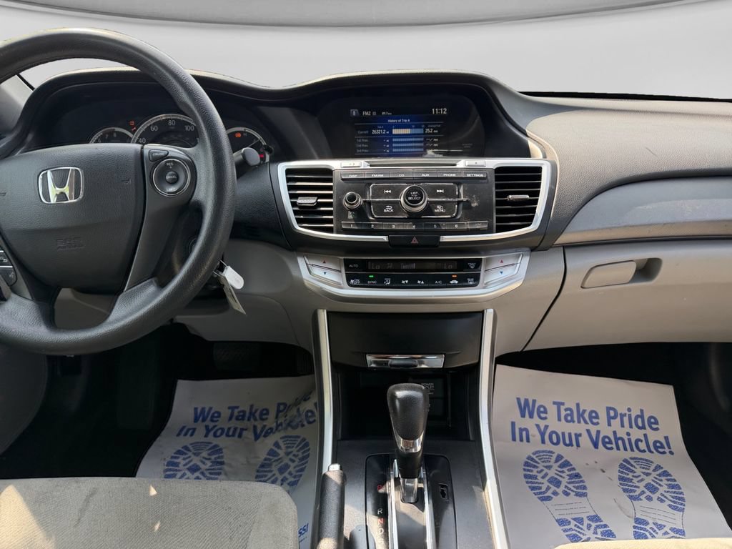 Used 2013 Honda Accord LX image 25