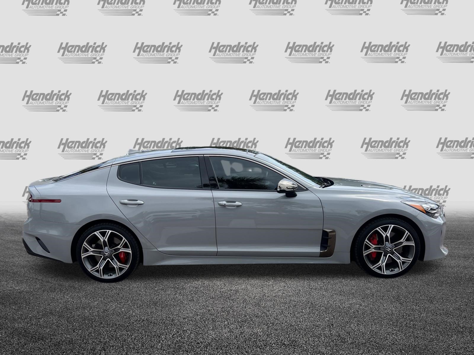 Used 2020 Kia Stinger GT1 RWD image 11