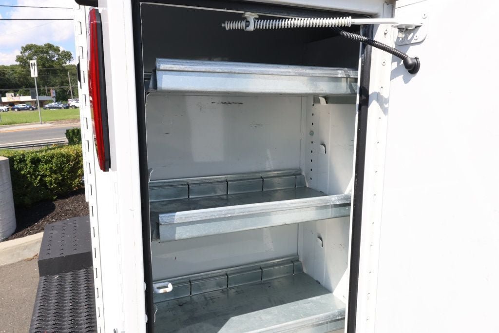 Used 2021 GMC Savana 3500 w/ Power Convenience Package RWD image 21