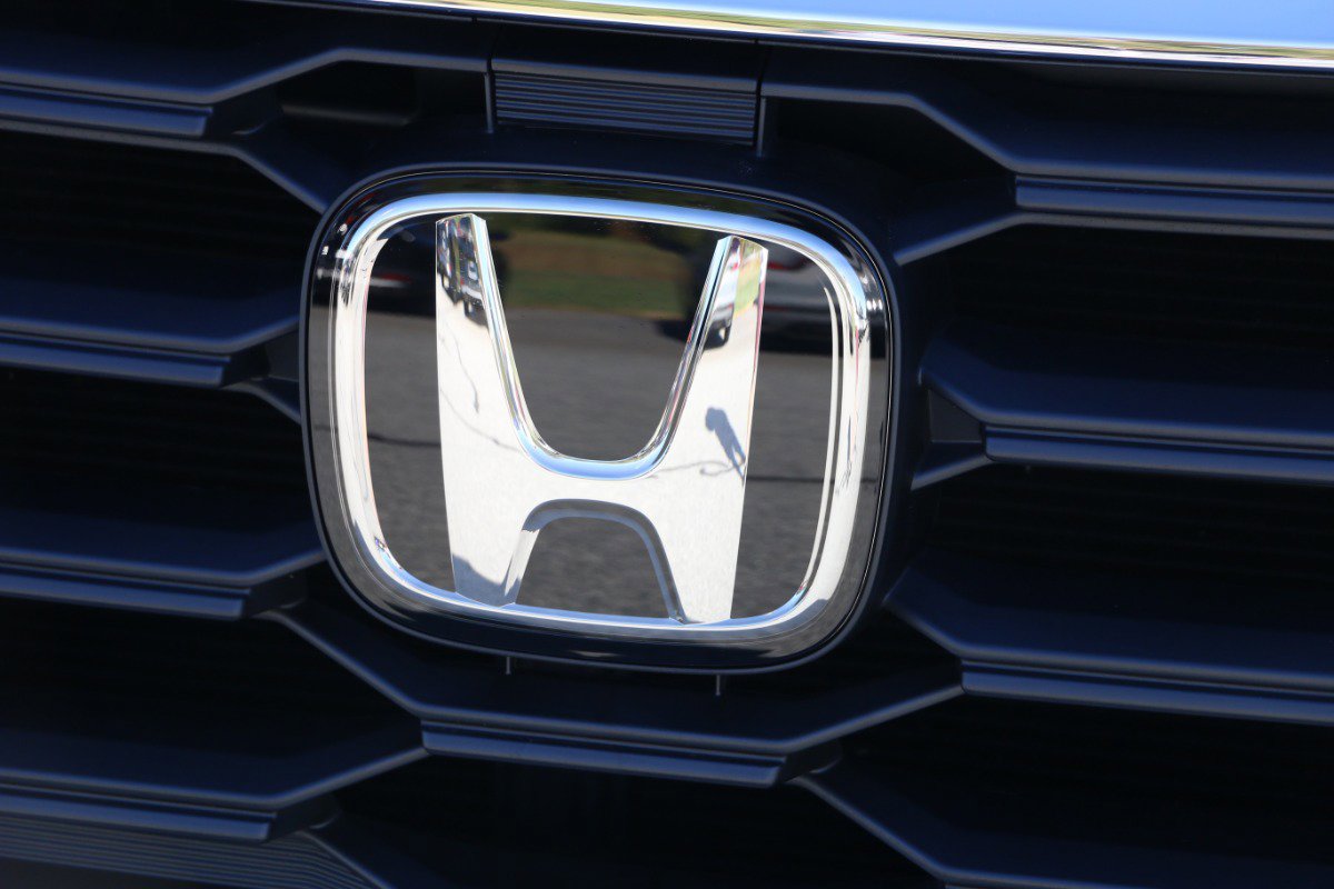 Used 2025 Honda Pilot EX-L image 12