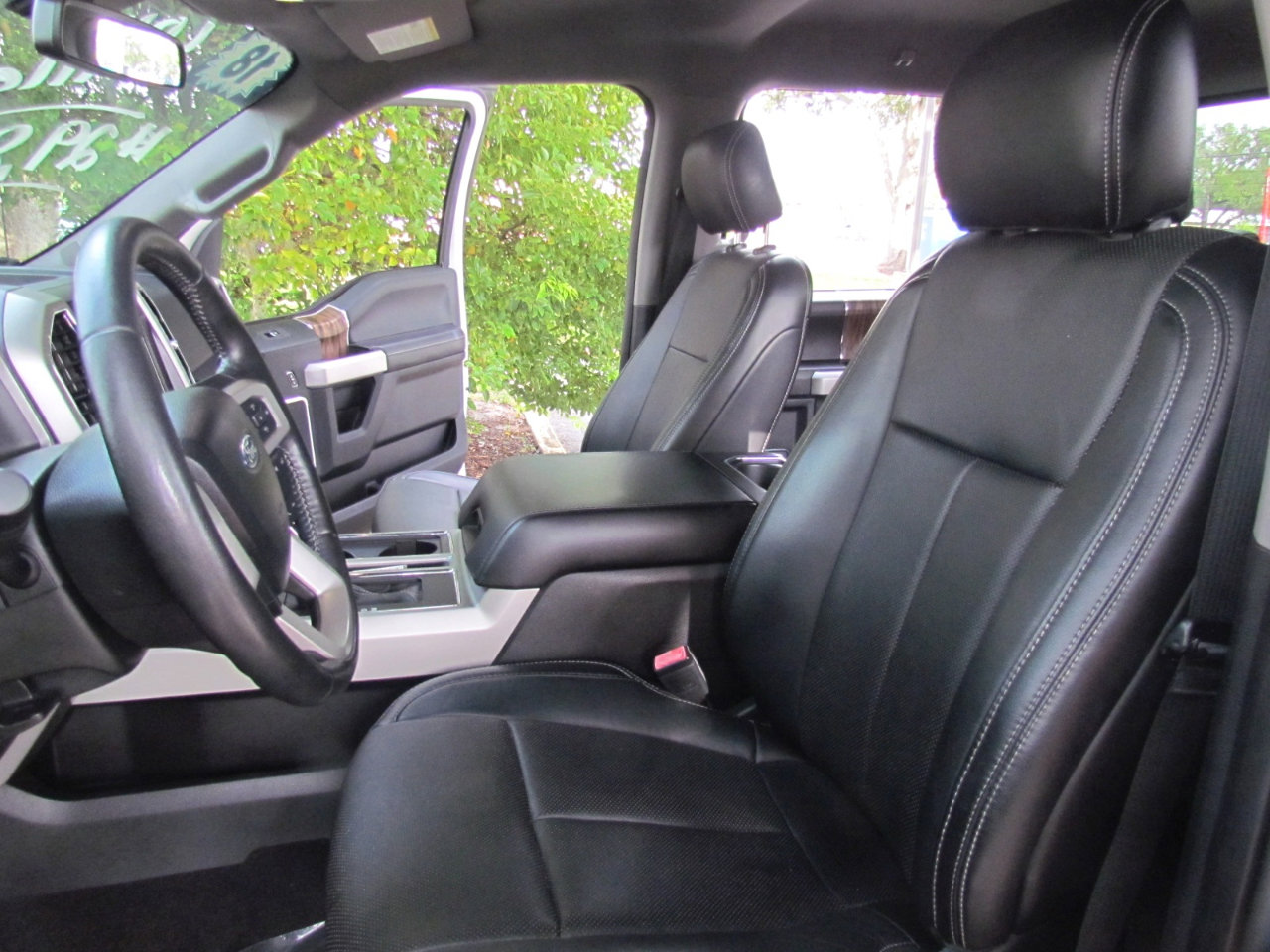 Used 2018 Ford F150 Lariat w/ Trailer Tow Package image 16