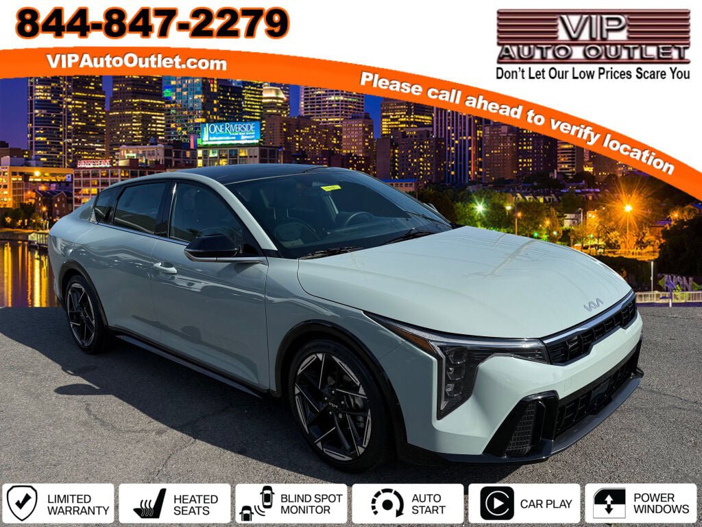 Used 2025 Kia K4 GT-Line w/ GT-Line Sunroof Package image 1